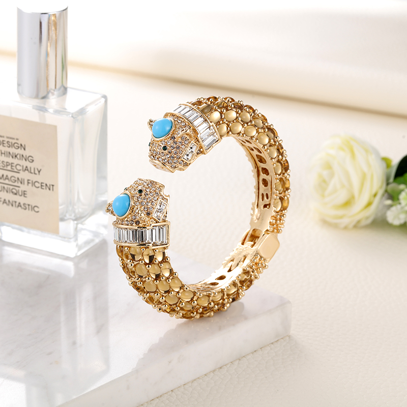 Sally's Paradise Pulseiras de  - Paradise Jewelry & Watches Llc avaliação e preço