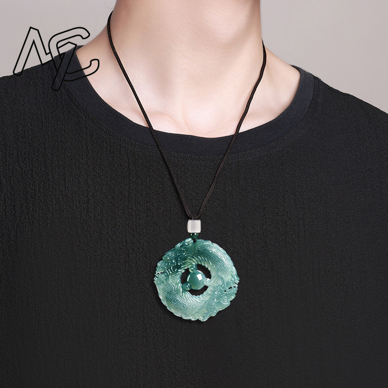 Colar com Pingente de Jade Nat - Jewelry & Watches Sp Z Oo Opinie avaliação e preço