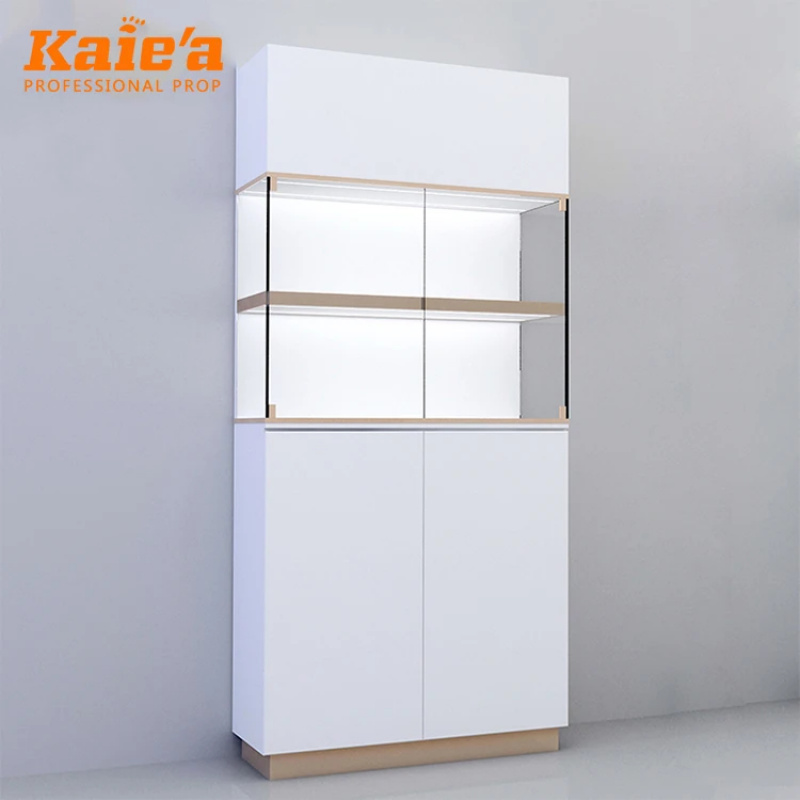 Vitrine de exposição de joias  - High Jewelry Watches avaliação e preço