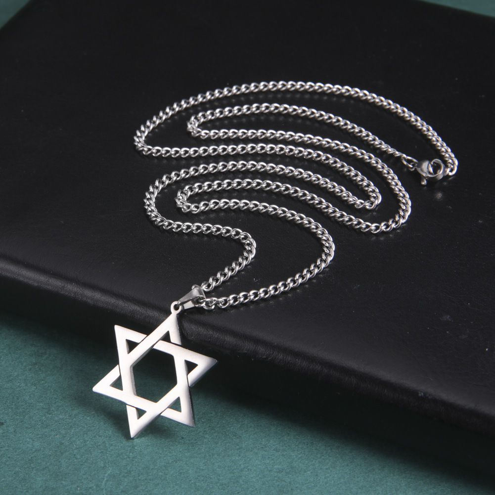 Colar com Pingente Estrela de  - Jewelry & Watches Sp Z Oo Opinie avaliação e preço